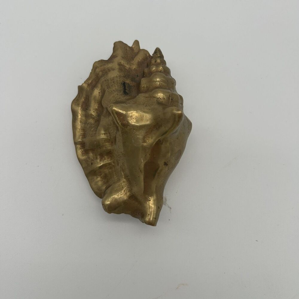 Vintage 4” brass conch shell decor paperweight seashell